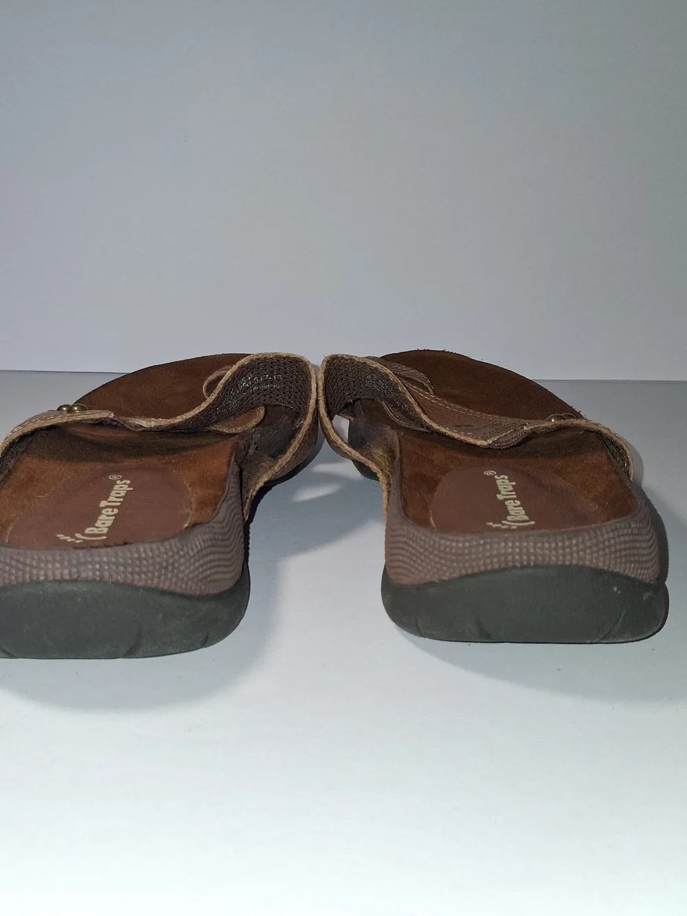 BareTraps Lainey Women's Brown Leather Slide Sandals US Size 8.5 M